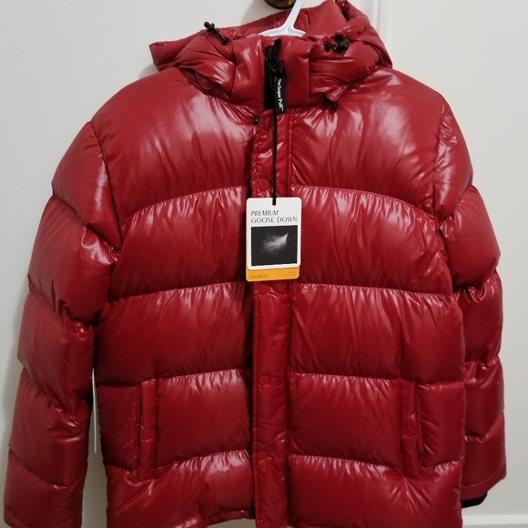 Aritzia Jackets & Blazers - TNA SUPER PUFF WOMEN'S MEDIUM RED NEW WITH TAGS